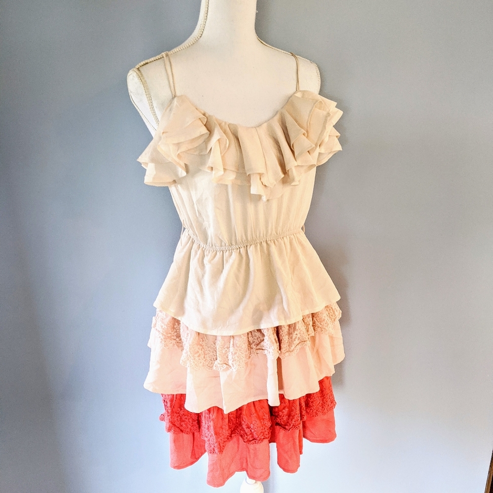 Peaches and cream tiered skirt dress, L